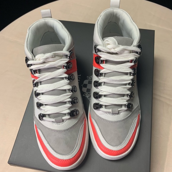 Vince Camuto SAMPHY HIGH-TOP SNEAKER - Picture 10 of 14